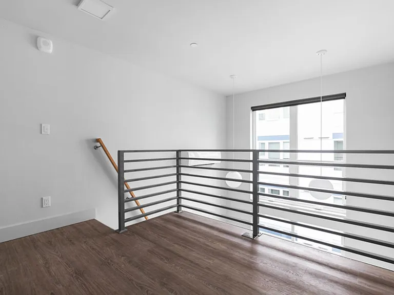 510 Broadway — Photo 24