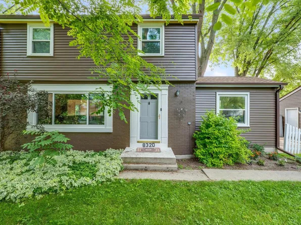 8320 North Poplar DRIVE, Fox Point, WI 53217