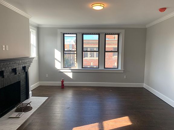 3rd image of 98A Longwood Ave APT 2