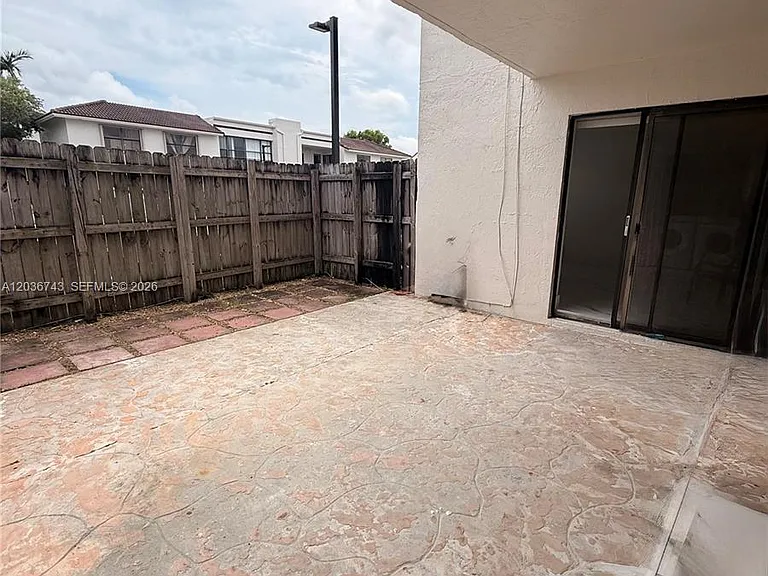 10875 NW 7th St #11-36 — Photo 22