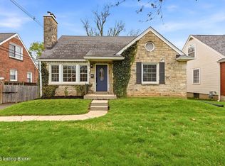 215 Monohan Dr, Saint Matthews, KY