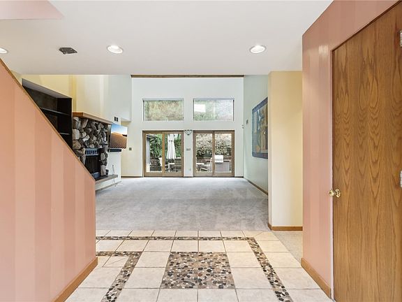 3rd image of 3928 Laurel Oak Cir
