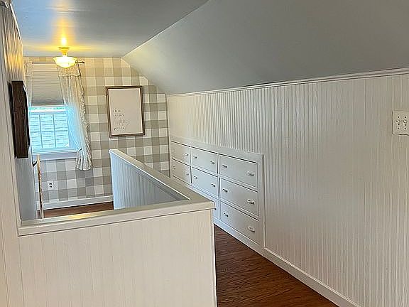 Built in dresser drawers