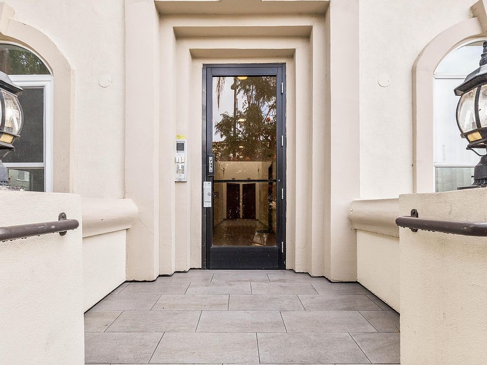 1st image of 4294 Coldwater Canyon Ave APT 2