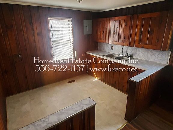 5th image of 2718 Ansonia St