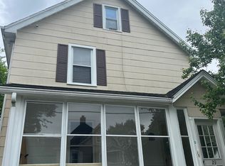 29 Stanley St APT 2, East Hartford, CT 06108