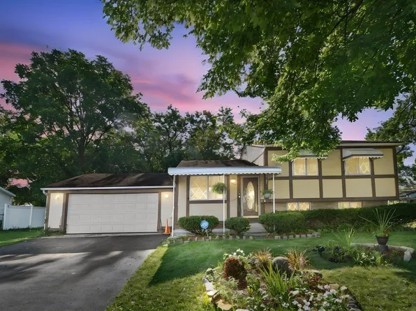 2284 Kinderly Dr, Columbus, OH 43232