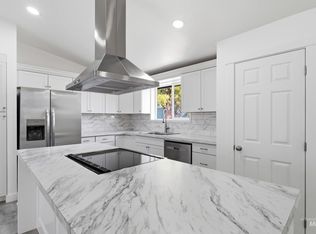 8279 S Blue Ridge Ln, Boise, ID 83716