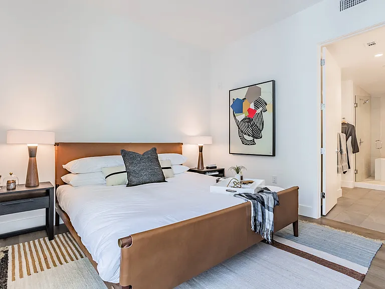 808 Crawford St — Photo 24