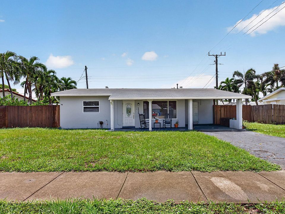 1st image of 1520 NE 34TH Court
