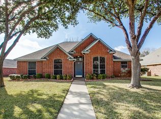2613 Grasmere St, Garland, TX 75040