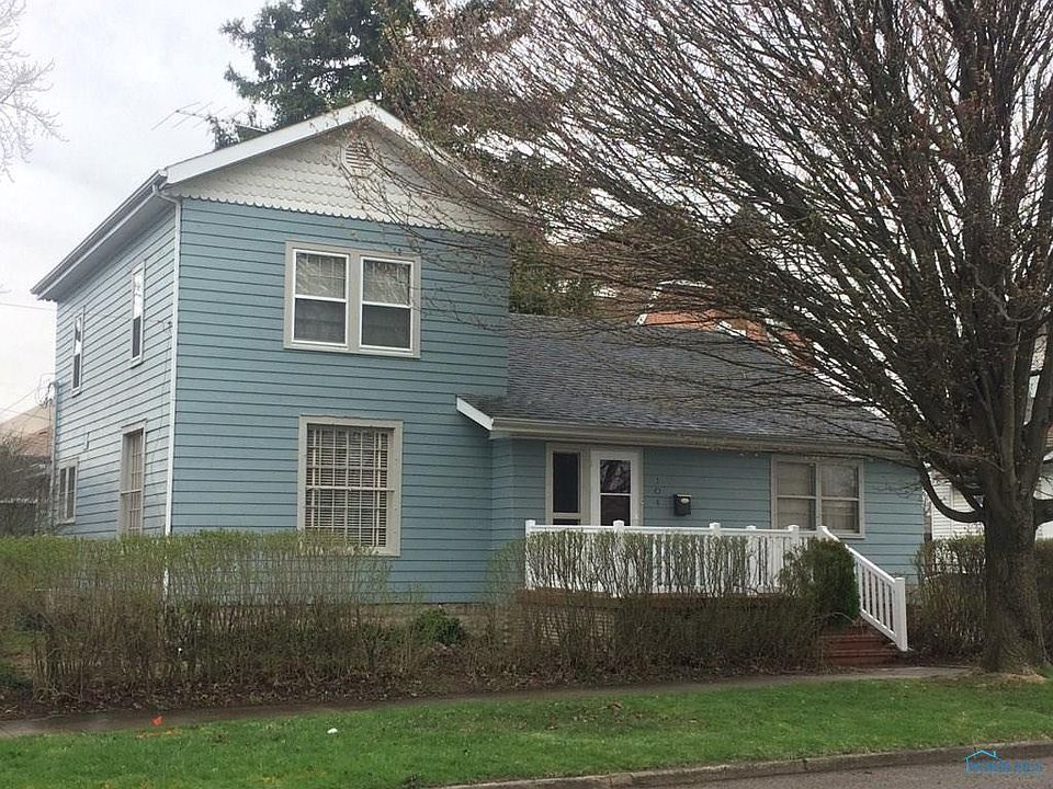 1st image of 104 E Smith St