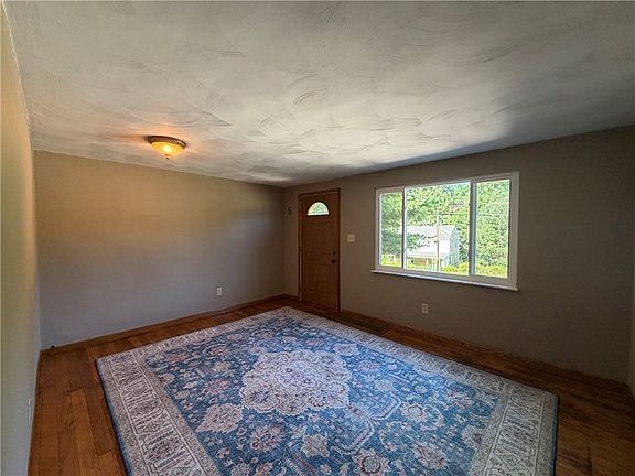 5th image of 607 Beulah Rd