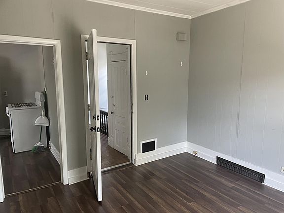 4th image of 913 Eureka St Unit 3