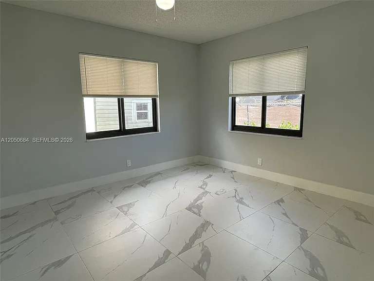 1370 NW 3rd St — Photo 15