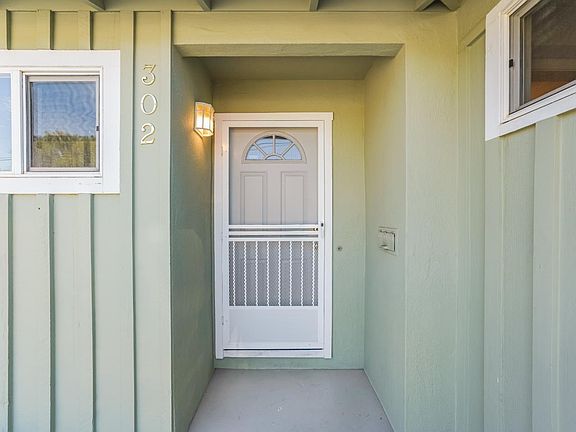 3rd image of 302 S Bernardo Ave
