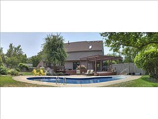 2nd image of 3913 Tiffany Ct
