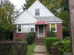 8112 167th St, Jamaica, NY 11432
