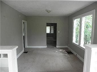 3rd image of 4002 E 35th St