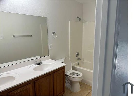 5th image of 3105 Paradise Valley Dr