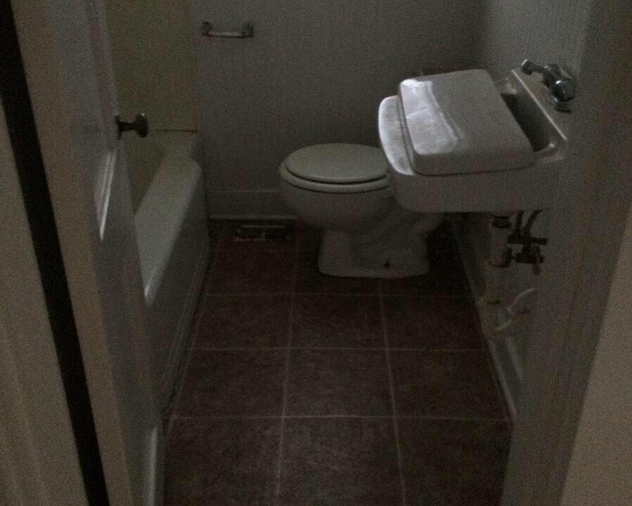 2nd image of 519 Missouri Ave APT 2