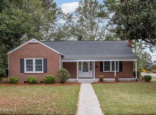 511 N Raiford St, Selma, NC 27576