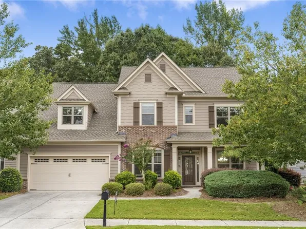 3152 Jocassee Dr, Buford, GA 30519