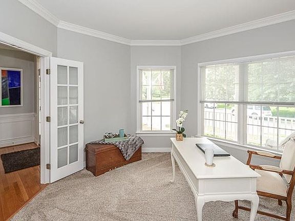 3rd image of 9089 Lunette Ln
