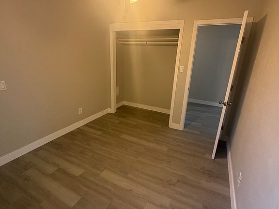 3rd image of 1305 Crann Ave #B