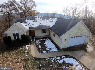 3216 Hawks Hill Ln, Keedysville, MD 21756