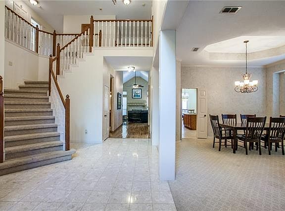 5th image of 1408 Charlotte Way