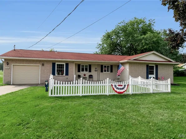 10880 Telegraph Rd, Medina, NY 14103