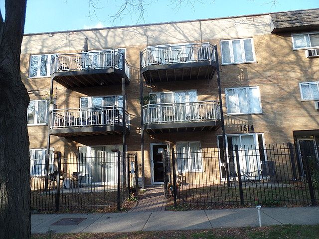 2nd image of 1514 W Pratt Blvd APT 3C