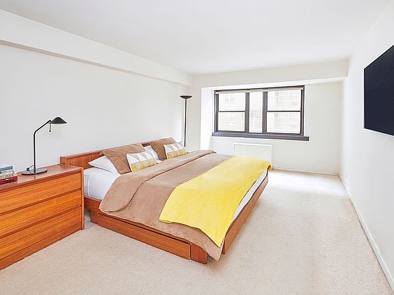 4th image of 235 E 87th St APT 5D