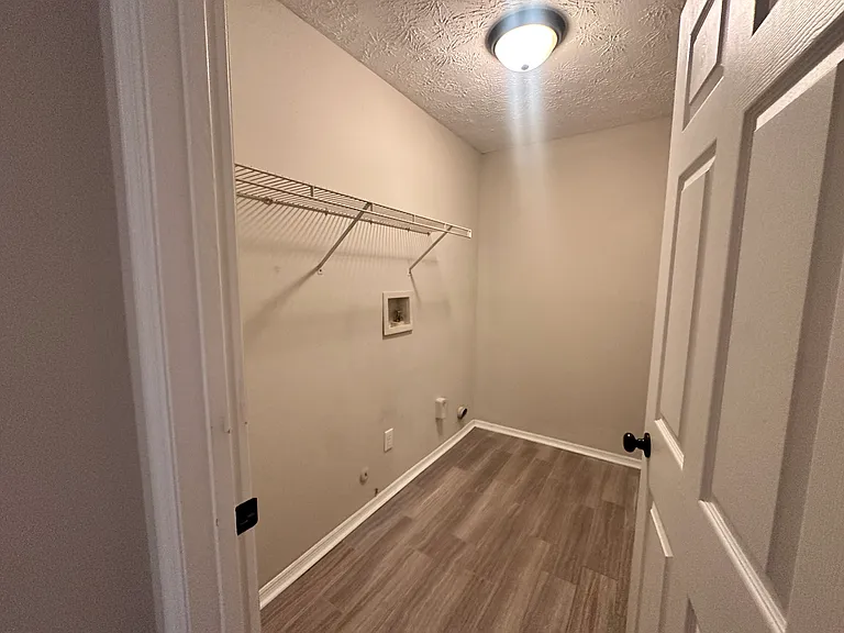 929 Ashley Michelle Ct — Photo 13