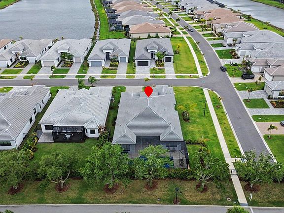 5th image of 11347 SW Sea Cove Lane