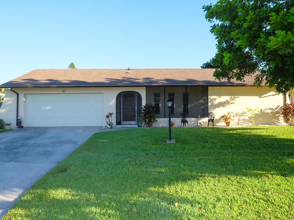 Front driveway, Entry