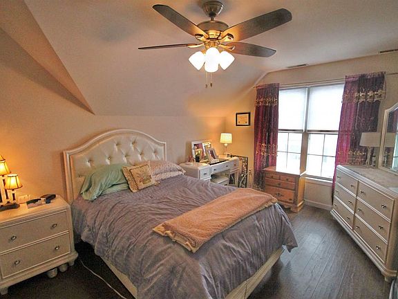 5th image of 14B Canterberry Ct