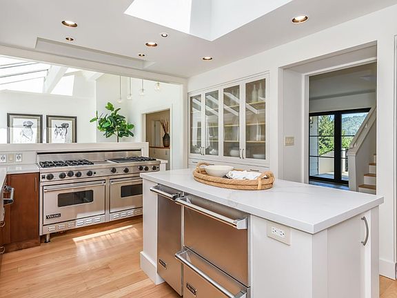 5th image of 316 Goodhill Road