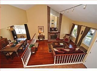 4th image of 212 Woodbridge Cir