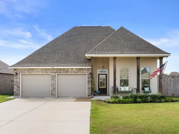 1811 Poeyfarre Dr, Lake Charles, LA 70611