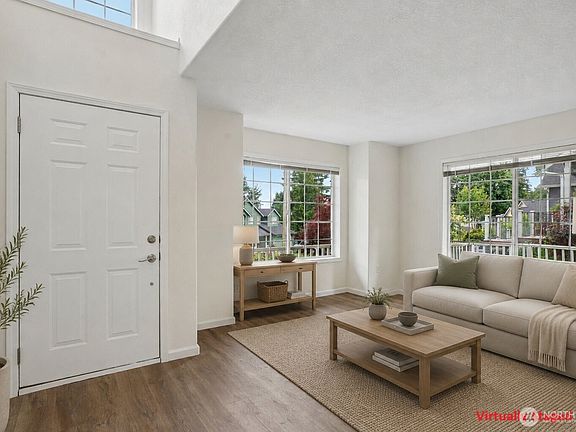 4th image of 2111 NW Willow Drive