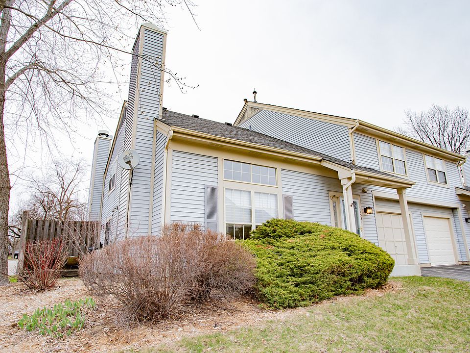 2nd image of 1139 N Knollwood Dr
