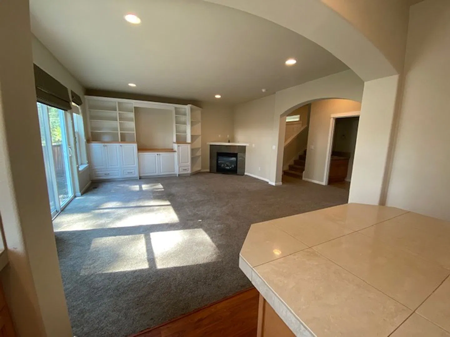 Move in Special $500 off first months rent / Large home SW Bend — Photo 3