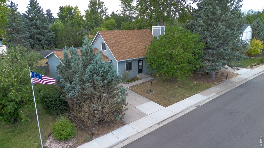 2844 Snowberry Pl