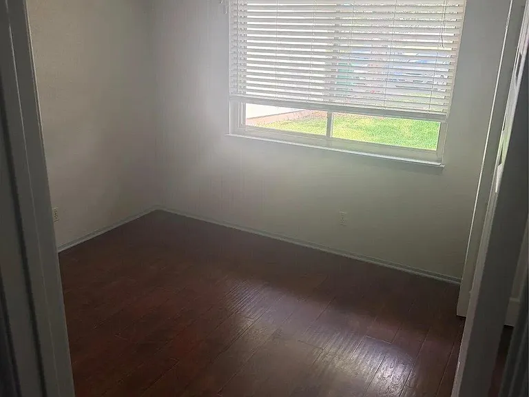 7604 Bender Dr — Photo 9