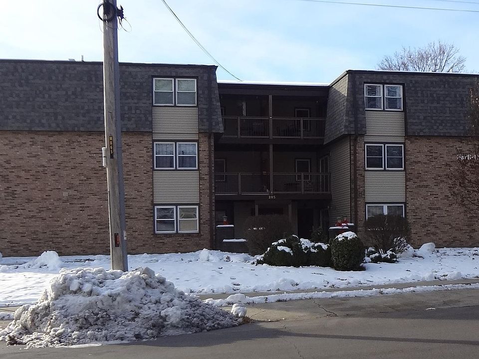 1st image of 205 E Garfield St APT 3