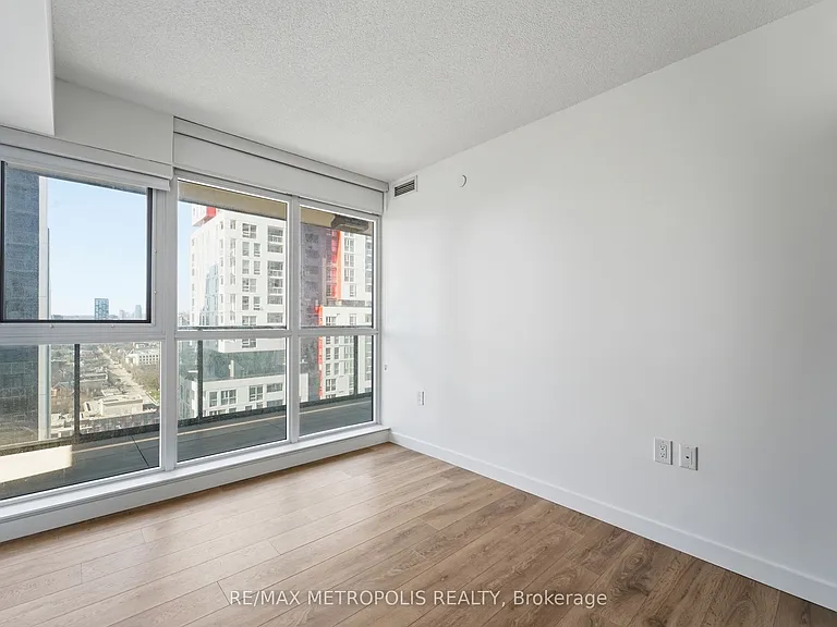 38 Widmer St #2711 — Photo 12