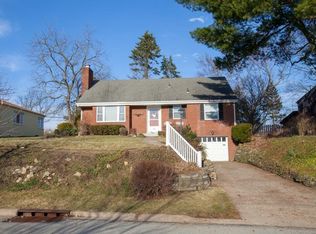 551 Moreland Dr, Pittsburgh, PA