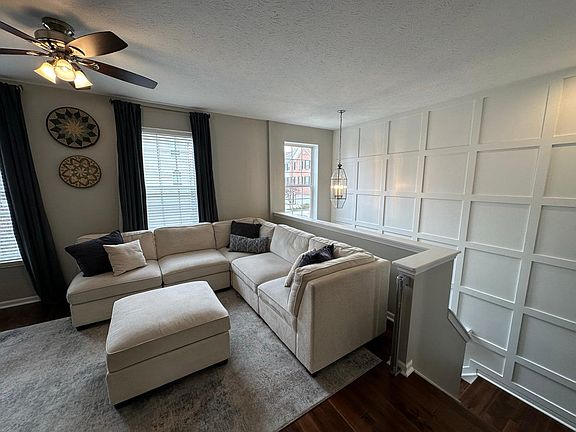 4th image of 6905 Vistamere Way